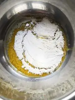 Make Sour cream sponge cake step 1