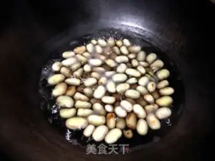 Make Garlic sprouts step 0