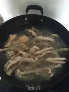 Make Spicy duck palm step 0