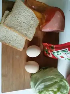 Make Breakfast sandwich step 0