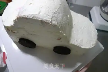 Make Car cake step 6