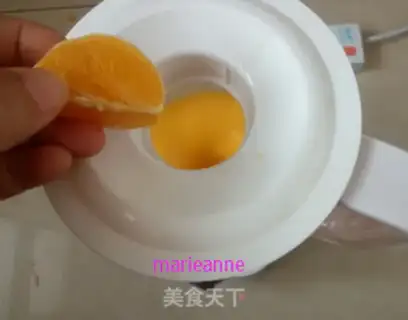 Make Fresh orange juice step 3