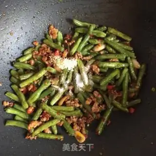 Make The meat is dry and the beans are dry step 7