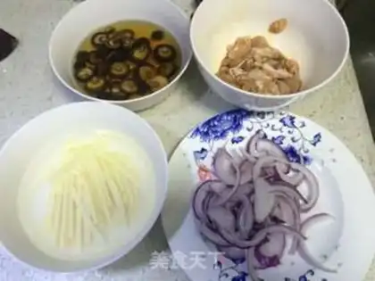 Make Chicken-leg rice step 1