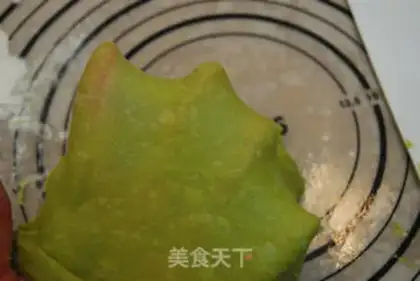 Make Scratch the tea step 1