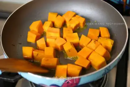 Make Fried lamb chops with roast pumpkins step 3