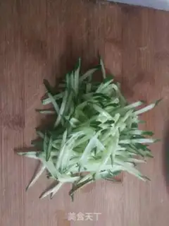 Make Spicy noodles step 3