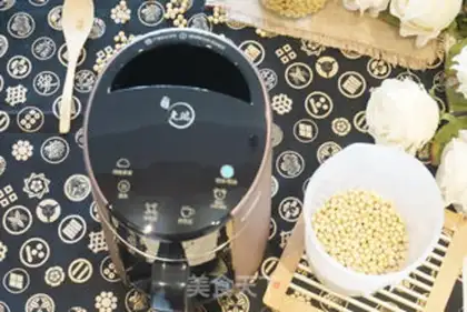 Make Soy-silt noodles step 1