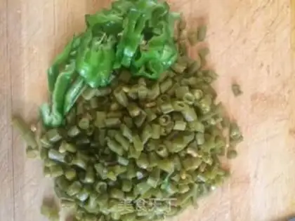 Make Sourbeans, fried chicken step 1