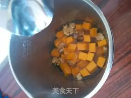 Make Pumpkin walnuts step 2