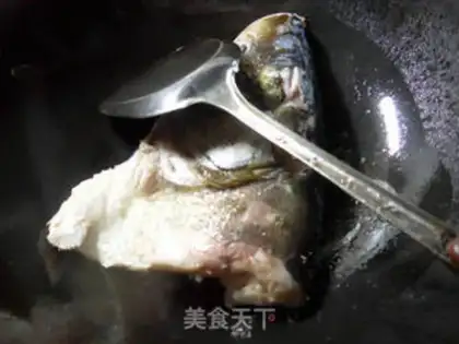 Make Snow pickles and fish soup step 1