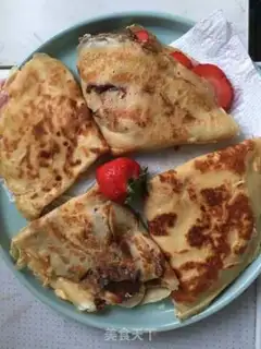 Make French traditional crepes step 10