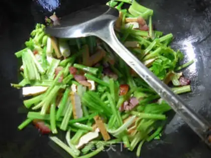 Make The fragrance and celery step 3