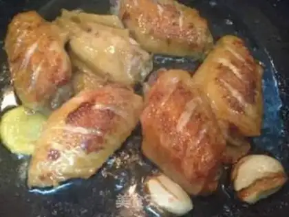 Make Tomato wings step 0