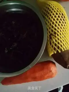 Make A light, small, fried snow fruit step 0