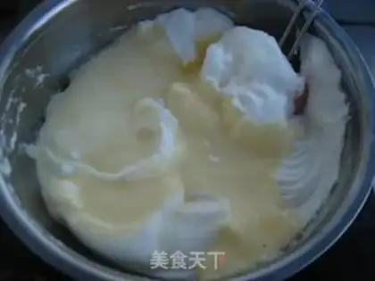 Make Mango cake rolls step 3