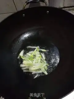 Make A light, small, fried snow fruit step 3