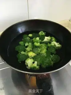 Make The broccoli step 1