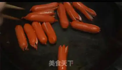 Make octopus sausage step 1