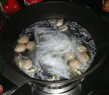 Make Cowballs, crotch step 6