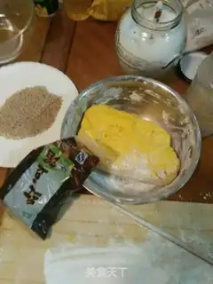 Make Homemade pumpkin pie step 2