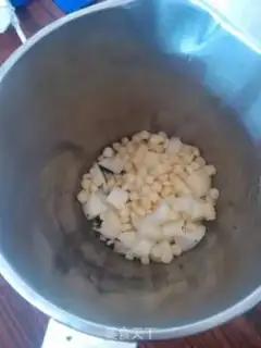 Make Sydney corn, black sesame paste step 1