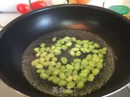 Make Bean petals for lunch step 0