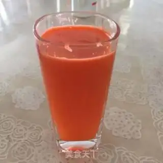 Make Pineapple carrot juice step 2