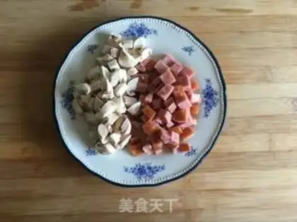 Make Tomato egg noodles step 1