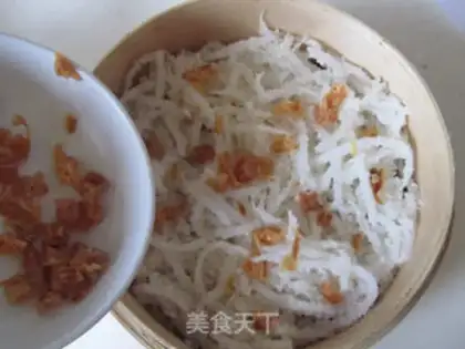 Make Powdered shrimp radish step 5