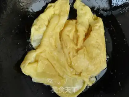 Make Scrambled eggs step 3