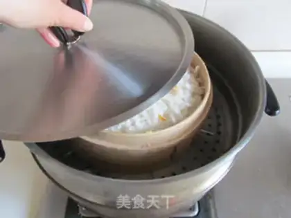 Make Powdered shrimp radish step 6