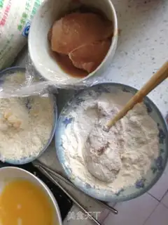 Make Garlic bread chicken chops step 10