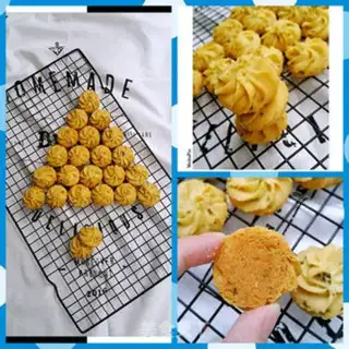 Make Onion cookies step 7