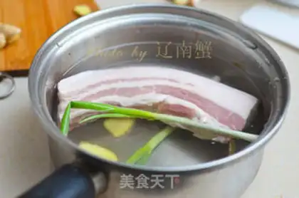Make Garlic white meat step 1