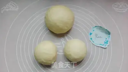 Make Sweet bear-hunting toast step 1