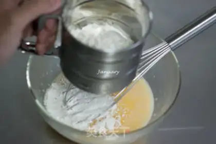 Make Cartoon cake step 4