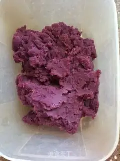 Make Potato banana pie step 0