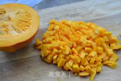 Make Gold pumpkin step 1