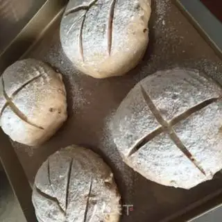 Make A walnut bun step 6