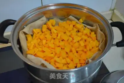 Make Gold pumpkin step 2