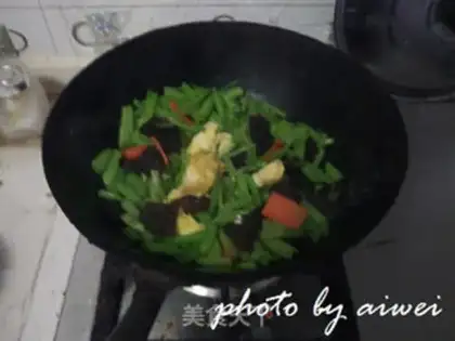Make Scrambleded eggs step 8
