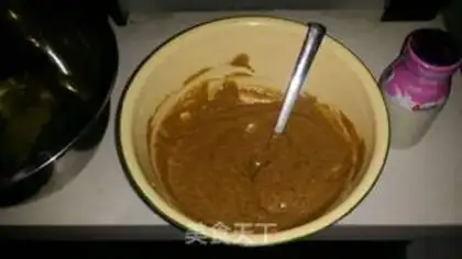 Make Red-tree yogurt cake step 2