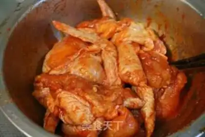 Make Chicken wing buns step 2