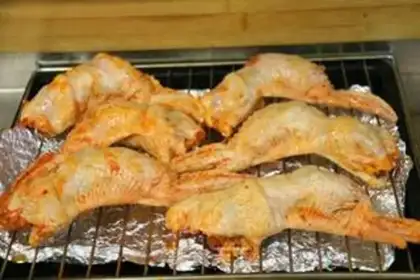 Make Chicken wing buns step 11