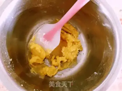 Make Pineapple inverted cake step 6