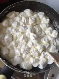 Make Cow Rolling Sugar step 0