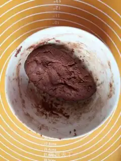 Make Chocolate cocoa cookies step 4