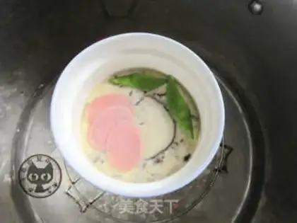 Make Sphinx ham steaming eggs step 5