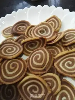 Make Cat ears when fried step 4